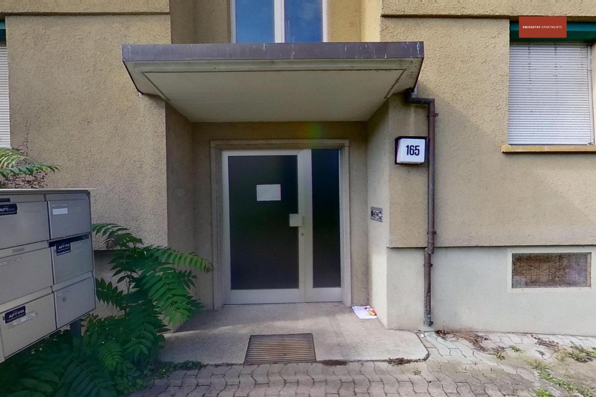 Zurich 2-Bedroom Apartment With Comforts Bagian luar foto